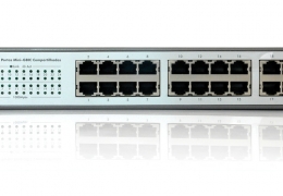 SG 2404 PoE Switch Gerenciável 24 portas PoE Gigabit Ethernet com 4 Mini-GBIC compartilhadas